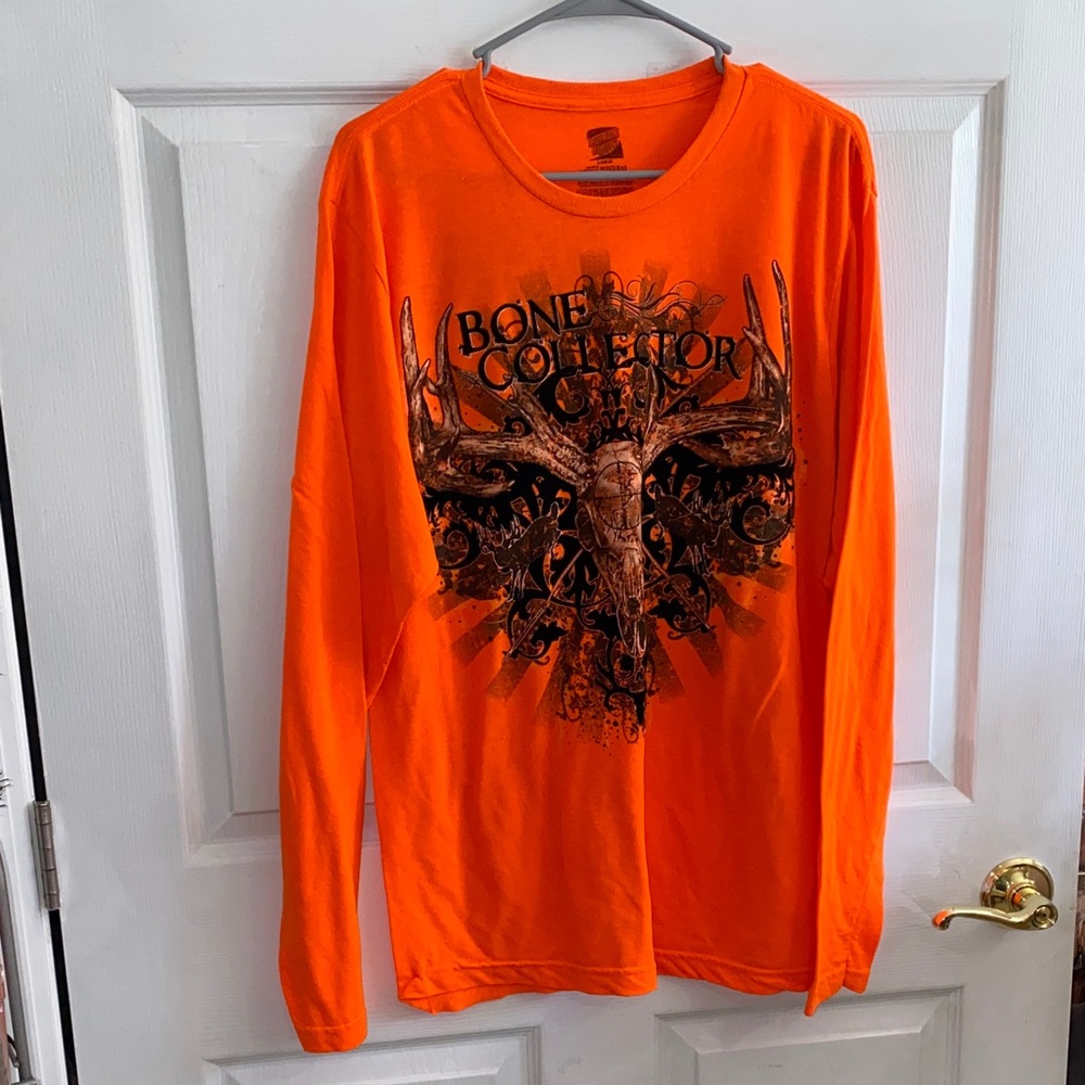 Bone Collector Men's Vibrant Orange Long Sleeve Tee